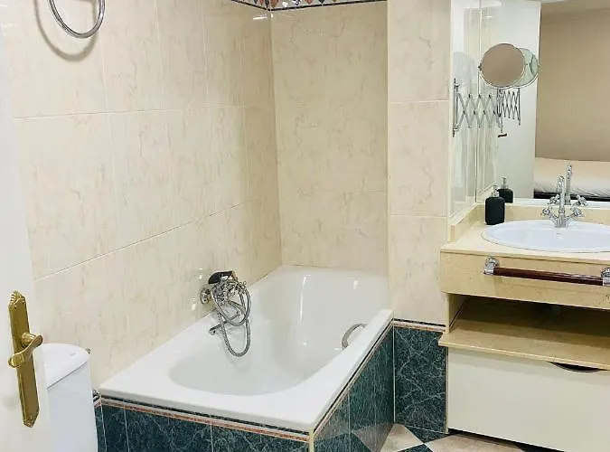 Fantastico Duplex Corazon De La Juderia * セビリア